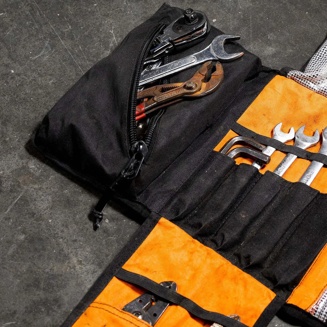 Biltwell - Black Exfil-0 2.0 Tool Roll 13 Biltwell - Black Exfil-0 2.0 Tool Roll - Image 11