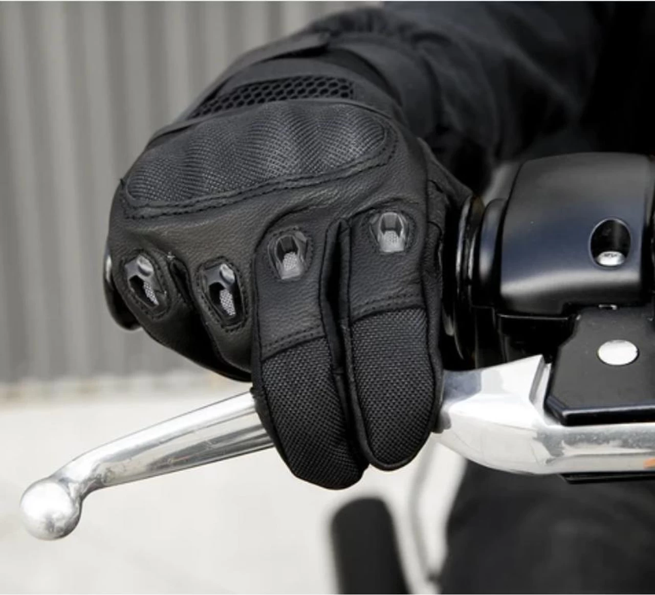 Biltwell Bridgeport Gloves - Black 18 Biltwell Bridgeport Gloves - Black - Image 16