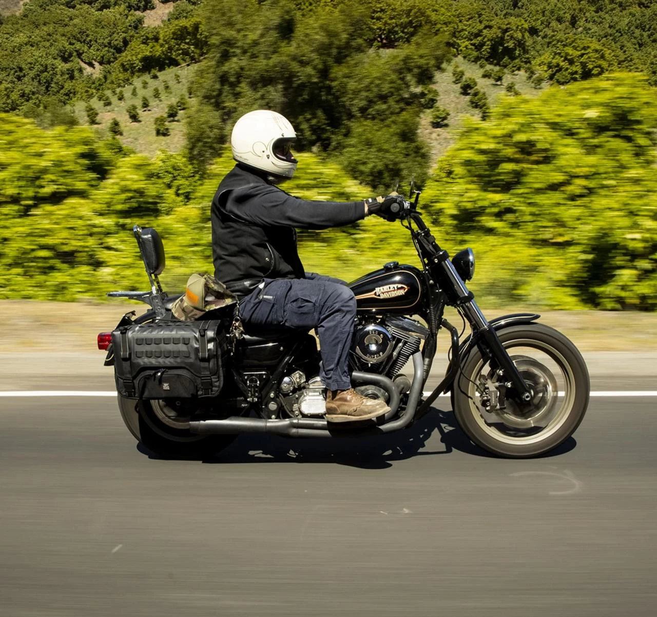 Biltwell - EXFIL 36 Saddlebags - Black 13 Biltwell - EXFIL 36 Saddlebags - Black - Image 11