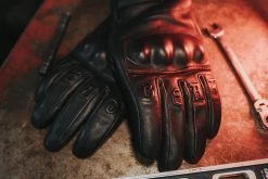Deadbeat Customs - Brawler Leather Gloves - Black 15 Deadbeat Customs - Brawler Leather Gloves - Black -Bell Helmets Store deadbeat customs brawler leather gloves black 93254.1697659167