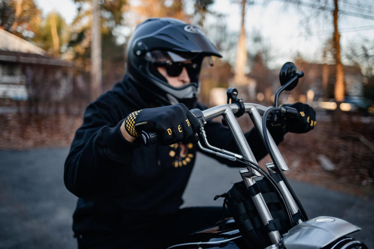 Flight Eyewear Benny V2 Square Sunglasses - Black Frames/ Smoke Lenses 8 Flight Eyewear Benny V2 Square Sunglasses - Black Frames/ Smoke Lenses - Image 6