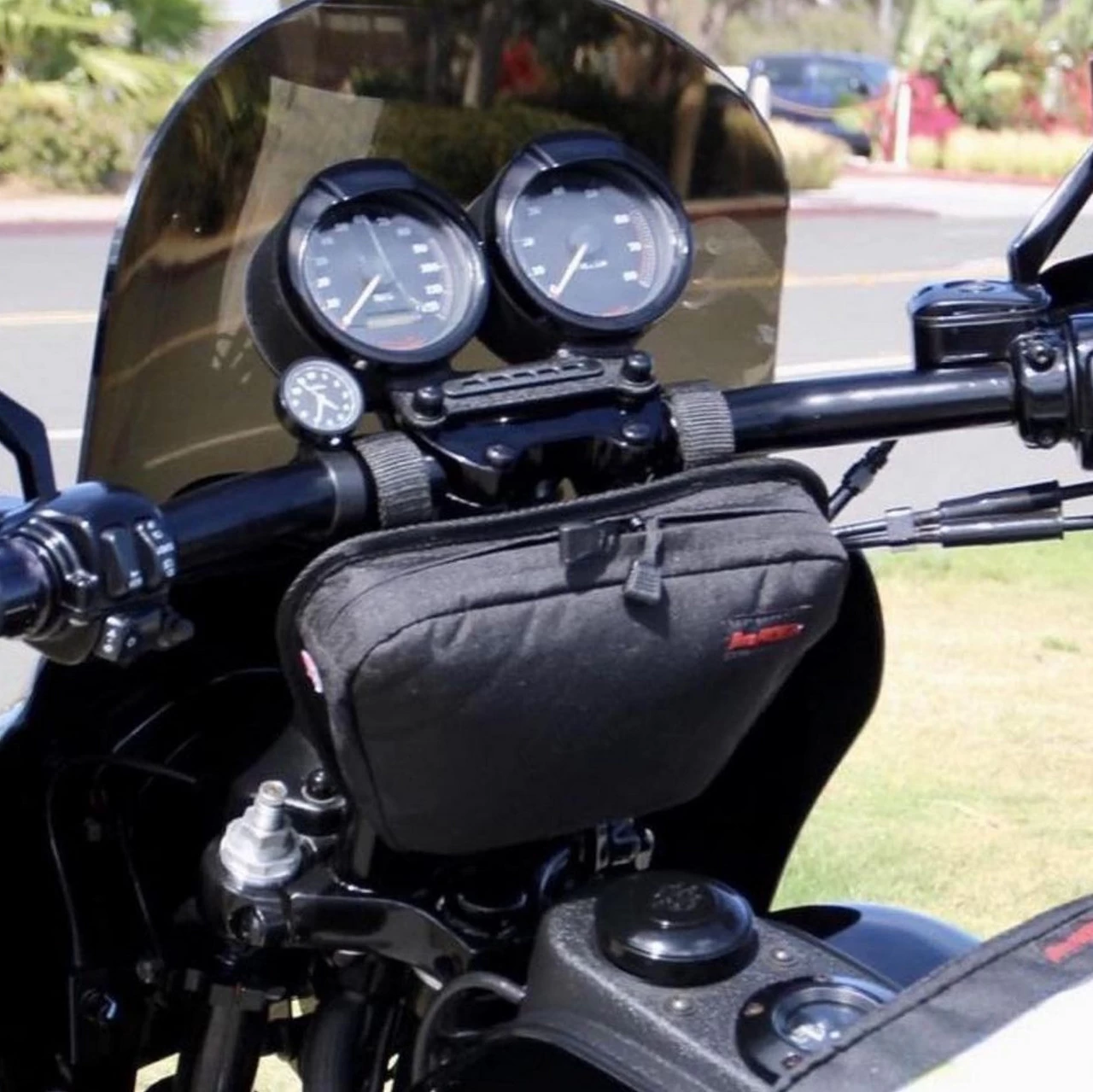 Moto Pockets - T-Bar Bag - Black 4 Moto Pockets - T-Bar Bag - Black - Image 2