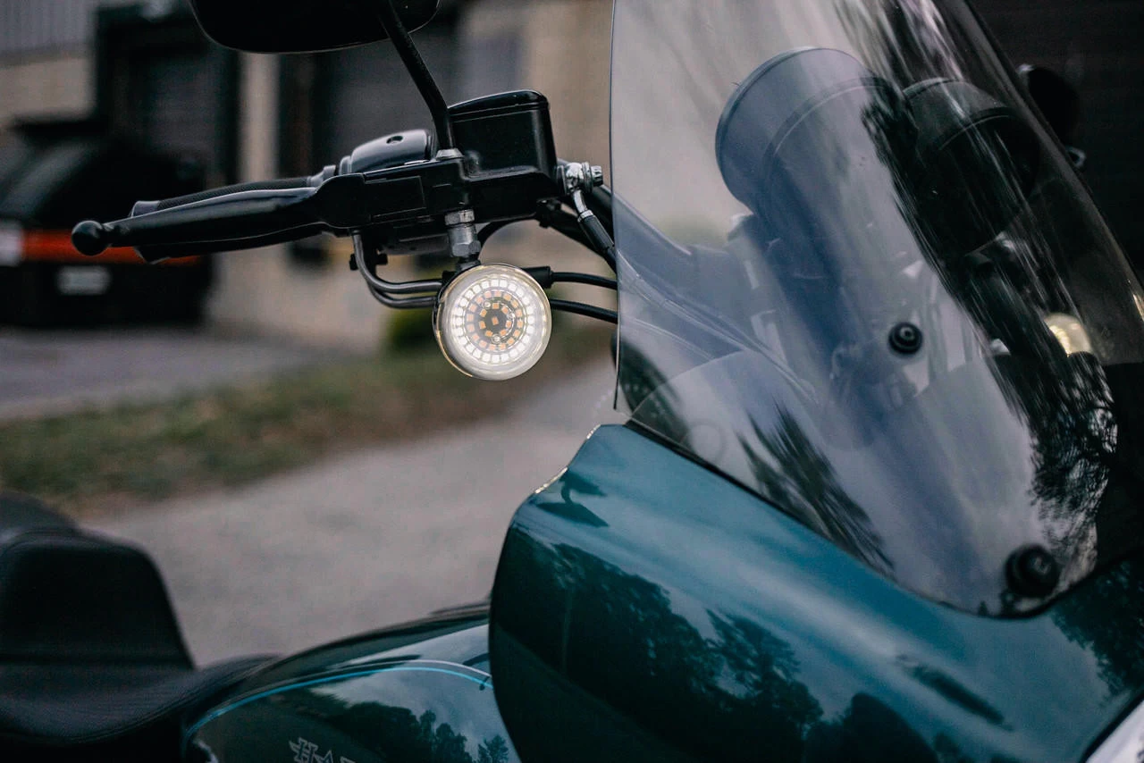 Motorcycle Supply Co. - Harley LED Turn Signal Insert - 1157 (Dual Filament) - White/ Yellow 7 Motorcycle Supply Co. - Harley LED Turn Signal Insert - 1157 (Dual Filament) - White/ Yellow - Image 5