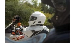 SENA - Outrush R Modular Bluetooth Helmet - White 7 SENA - Outrush R Modular Bluetooth Helmet - White -Bell Helmets Store sena outrush r modular bluetooth helmet white 46487.1690490190